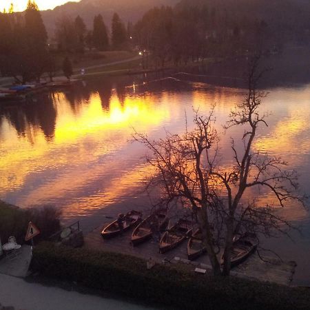 Pletna Lake View Apartment Bled Bagian luar foto