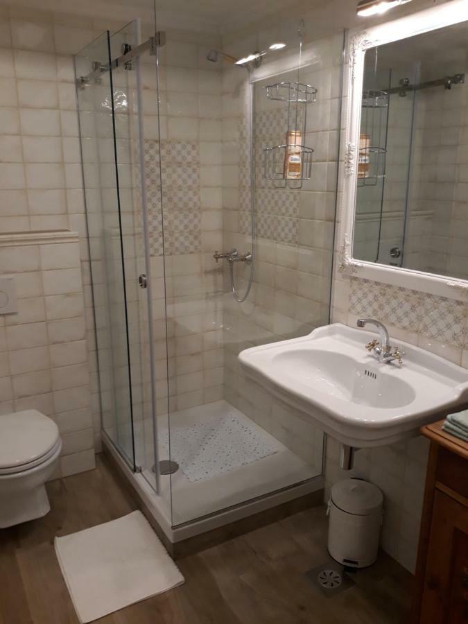 Pletna Lake View Apartment Bled Bagian luar foto