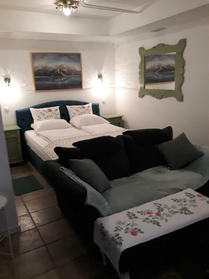 Pletna Lake View Apartment Bled Bagian luar foto